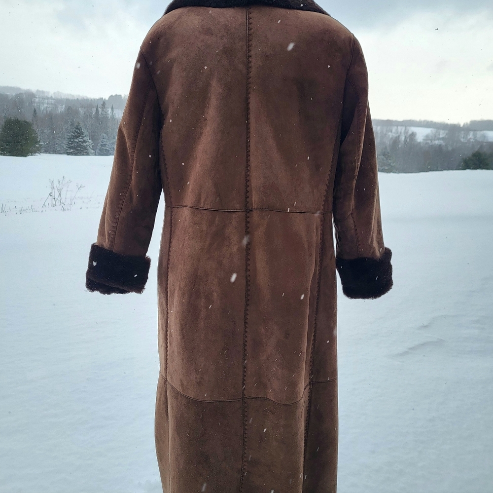 Womens' Long Brown Vegan Sherpa Coat Davide Cenci - Picture 6 of 12